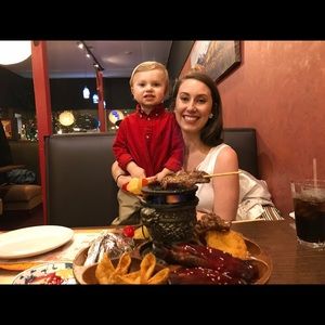 Meet your Posher, Ashley